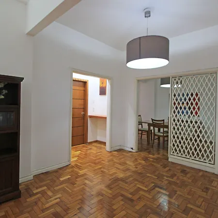 Apartamento econômico e espaçoso para 6 pessoas-2